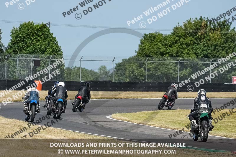 cadwell park;cadwell park photographs;cadwell trackday photographs;enduro digital images;event digital images;eventdigitalimages;peter wileman photography;racing digital images;trackday digital images;trackday photos